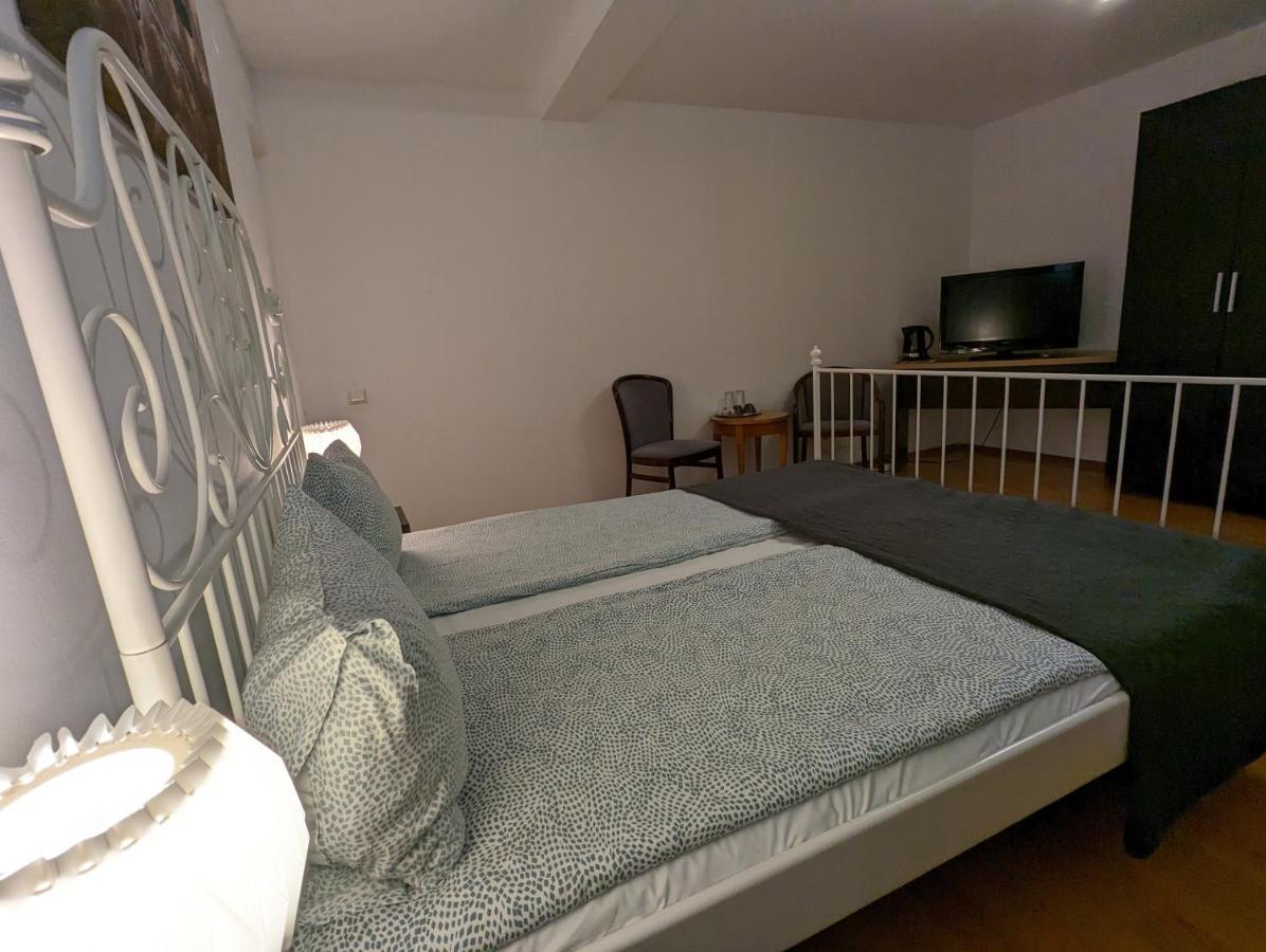 Key Apartments In Main Square Braşov Eksteriør billede