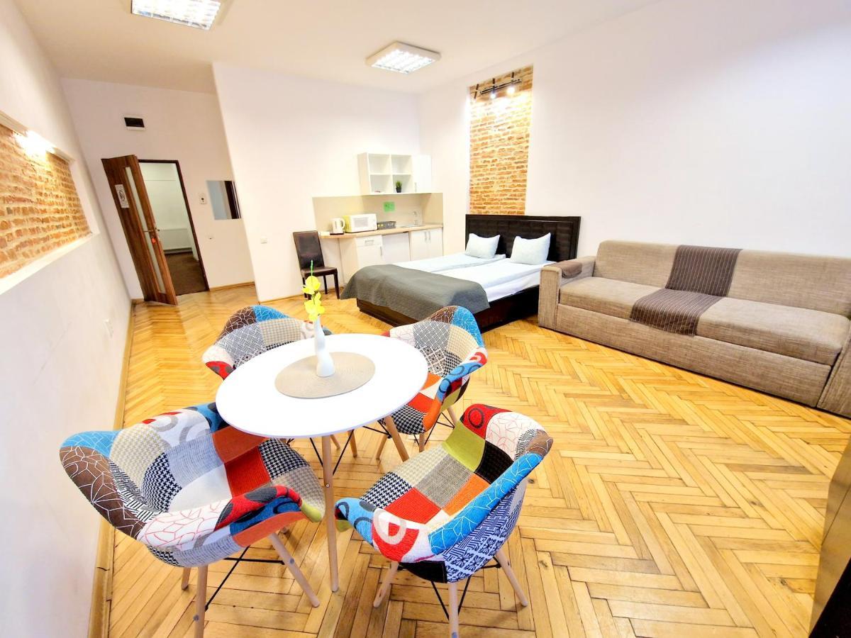 Key Apartments In Main Square Braşov Eksteriør billede