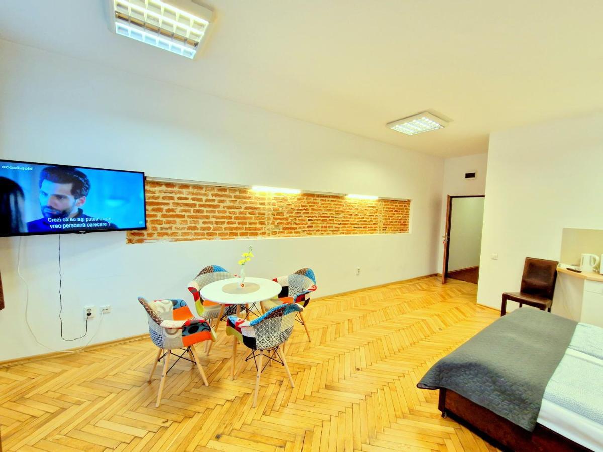 Key Apartments In Main Square Braşov Eksteriør billede